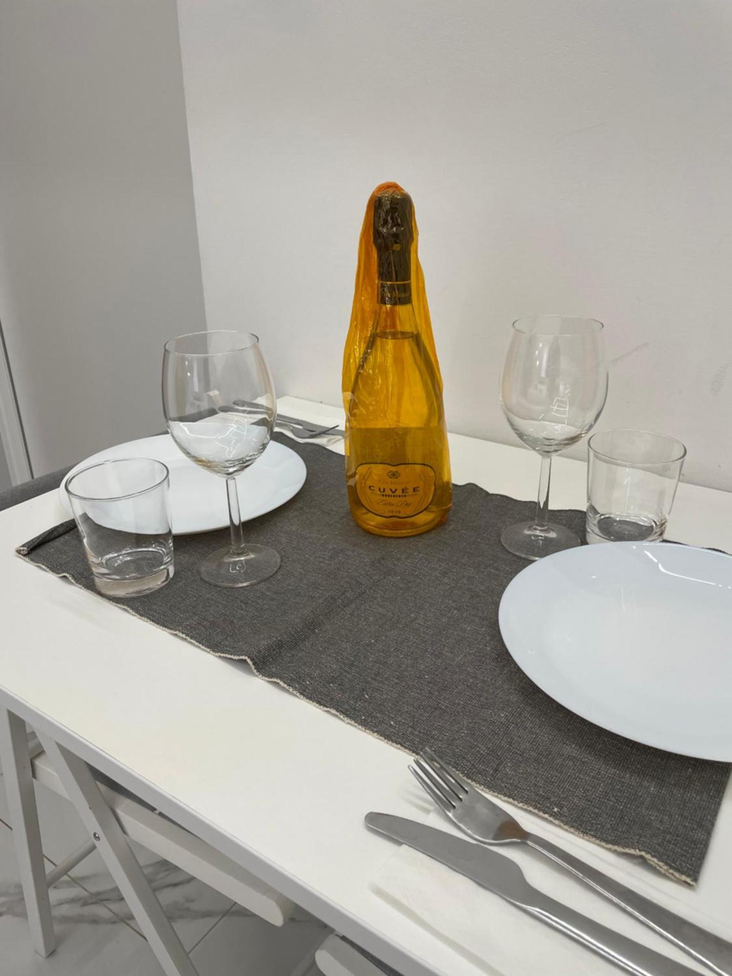 Luxury 6 Al Duomo Di Parma Apartment Exterior photo